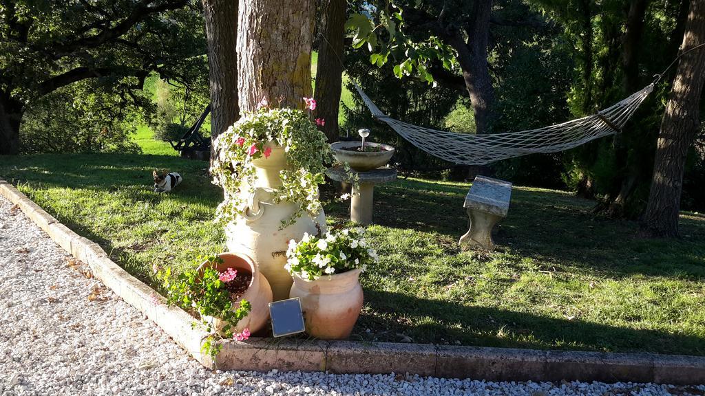 Agriturismo Gioie Di Campagna Fabriano Eksteriør billede