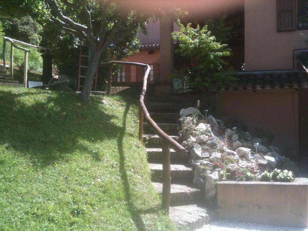 Agriturismo Gioie Di Campagna Fabriano Eksteriør billede