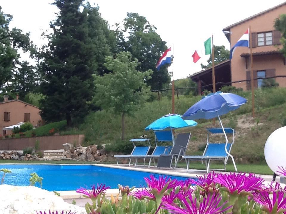 Agriturismo Gioie Di Campagna Fabriano Eksteriør billede